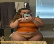 Big tits, curvy hips, and a fat ass (f) from big booty curvy hips twerking