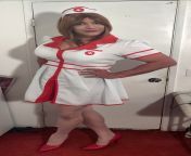 Nurse Vero with sexy red heels. from vero