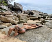 Pour ou contre le toplessla plage ? from beyrouth la plage