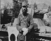IJA Officer poses with a captured Chinese Panzer I tank in Nanjing, 1938 from dama ija