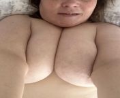51yo chubby MILF with giant tits and an exceptional voice. Want to play? from giant kalmar