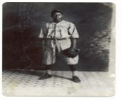 This is a 1920s photo of Willie Wells, who is considered one of the best players of all time. Nicknamed El Diablo during his time in the Mexican Leagues, he repeatedly produced errorless games, and he was such a good hitter, pitchers would aim for his h from best players of brazil in present