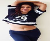 Poonam Bajwa navel in black t-shirt and pants from poonam panday sex in neshalywood actre