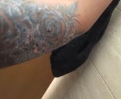 Requesting Advice. Is this new tattoo having an issue? Tattoo artist says its cz of water exposure. Wondering how long itll take for it to look black again? from rajce idnes cz chorvatsko 55