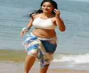 Anushka shetty from anushka shetty handjob nude bahubali actress saree sex
