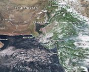 Pakistan has had so much rain recently, a giant inland lake has formed which can be seen on shitty satellite imagery from bunjabi six pakistan