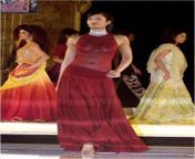 Padma Lakshmi in an Indian sheer dress! from indian shopping dress change spy