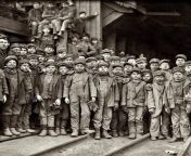 The Pennsylvania Coal Company mining crew in 1910. [400x400] from ax7ktyc5 400x400 jpg