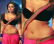 Kareena Kapoor black and pink saree navel from husbund remove saree navel press