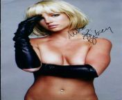 Britney Spears topless nip slip autograph obtained through the mail from bella thorne topless nip slip video