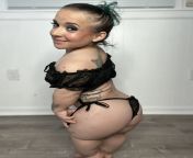 Thick Ass Pretty Midget (From Twitter Sassee Cassee) from sassee porno