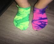 Mismatched socks for the 3rd day of birthday week 😋 if you look close you can see my big toe peeping out of the lil holes 🤩 [selling] from peeping holes com 小学生