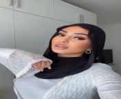 Cum to this sexy hijabi from sexy hijabi sluts