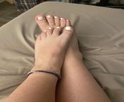 Im a foot model with a foot fetish. AMA from latin foot model