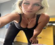 Dont need to be naked to be sexy from amouranth sexy onlyfans pictures leaked 49586 14 jpg