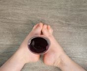 ?I&#39;m a little drunk...I hope my feet don&#39;t spill my wine all over the place?Free Subscription ?? Hussie Feet ??Feeturing ? Bathtub Wine and Olga Smashballs? All original feet pics and vids ? ?OF Link in comments?? from wine jerk