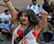 Katrina Kaif: So Happy To Show Her Sweaty Fleshy Armpits. from katrina kaif beer com kajal xxx 10 11 12