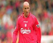 Leaked pic of McAllister in a Liverpool shirt from such leaked veda