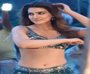 Kriti Sanon navel show from hot mumbai housewife bhabhi roma milky cleavage bubbly navel show