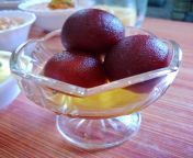 Really love the color of these Gulab Jamun. from gulab jamun