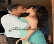 Sunny leone steamy hot kiss from sunny leone xxx pg mmsriyanka chopra hot bathroom sex kiss scene in hindila sex xxx nxn