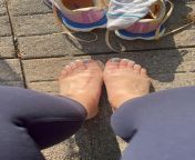 Does anyone have a hot and wet toe fetish? from sl hot and sex ruwangi
