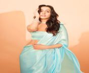 Wanna ride all curves of sexy Shraddha Kapoor ??? from sexy katrina kapoor xxx bf
