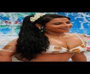 Vidhya balan hot Bollywood milf from hot bollywood clip