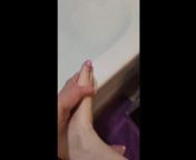 ?Mmmhh, I love lotion rubbed all over my pretty feet. They smell good too.??FREE SUBSCRIPTION ?? Hussie Feet ??Feeturing ? Bathtub Wine and Olga Smashballs? All original feet pics and vids ? ?OF Link in comments?? from sugar boogerz asmr bathtub tease