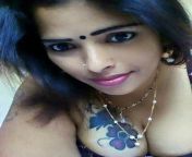 Bhabhi showing her new tattoo ?? from bhabhi showing her breast to neighbour