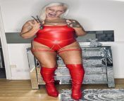 [domme] Mrs Claus has some Christmas gifts for you, lets hope youve been a good sissy this year so your ass and balls can receive them from shemale ass and balls shaking
