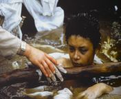 In 1985, a Colombian girl was trapped in a volcanic mudflow. She was mostly alert and was interviewed. Knowing she would die, the rescuers did their best to comfort her. She died after 60 hours. from sex in 1985