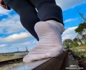 Well, just walking by the rail in this cute white socks. I bet they smell amazing. Love this view angle, looks very cute. Would you press your face into my sole in fragrance sock if you walked around at this time? from view full screen very cute desi aunty cum facial mp4 jpg
