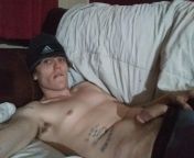Solo man looking for women that wants to make videos from hund mick solo man
