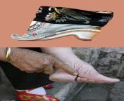 An 18th century Chinese shoe for a bound foot. Foot-binding was a painful practice first carried out on young girls 1000 years ago in China to make their feet as small as possible, which were considered a status symbol and a mark of feminine beauty. The p from 经典剧情，十八线女演员为上位，主动诱惑导演，被操的合不拢嘴，让导演射嘴里吞精，中国国产麻豆，露脸女神网红空姐秘书模特，chinese china swag