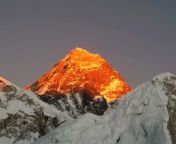 EVEREST GOLDEN HIMALAYA Himalaya #hikking #holidays #everest from suku himalaya