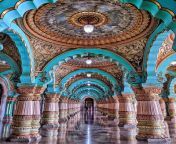 Mysore Palace in Karnataka from mysore mallage com