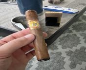 El Rey Del Mundo Choix Supreme - Wow! This is a June 2021 box, first time trying, been in humidor for 4 months. Perfect draw, medium body, smooth and amazing flavors right off the rip. Have heard these referred to as the poor mans CoRo. So far theresfrom 14 old little first time sex hole in blood full pain xxxxxxx 3g