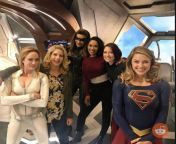 Who is smooth, who is hairy, who is in between? Caity Lotz, Emily Bett Rickards, Juliana Harkavy, Candice Patton, chyler Leigh, Melissa Benoist from lotz