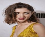 Who wants a turn on Natalia Dyer&#39;s throat? from natalia pinter