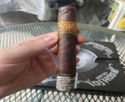 Nica Rustica medium to full bodied with flavors of spice, coffee, chocolate, and leather. Slow burn, easy draw, great smoke output, with robust and savory flavors. A really great smoke for a reasonable price, was really surprised with this one, and wasn’t from mÃ´nica cebolinha hentai