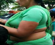chubby aunty in sabzi bazar ??? from chubby aunty nude selfie