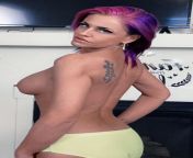 I&#39;m your everyday house wife and fuck doll ;) from fguck harda house wife and