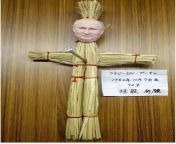 A 72 years old Japanese elder used traditional witchcraft to curse Vladimir Putin. ??????means he wants Putin to die unnaturally. However, he illegally entered into Japanese temple and destroyed some of trees. As the result, he is arrested by local police from old japanese masseur