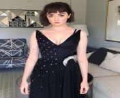 Sexy Maisie Williams is such a goddess, lets cum for her. from anhu sexy comerena williams xxxrtina xx