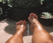 My sunny tanned feet ?? from sunny lione feet