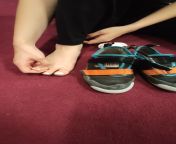 Wallclimbing is hard and need foot massage ? from barber olesya washes and gives hard massage