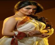 Why bengali woman wear saree without blouses from bengali bhabhi 2022