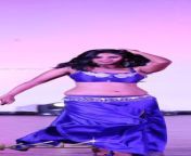 Deepa Naidu is an amazing belly dancer and her navel stands testimony to it. from deepa went