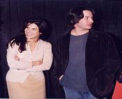 Sandra Bullock and Keanu Reeves, early 1990s. from sandra kisterskaya and mother pose